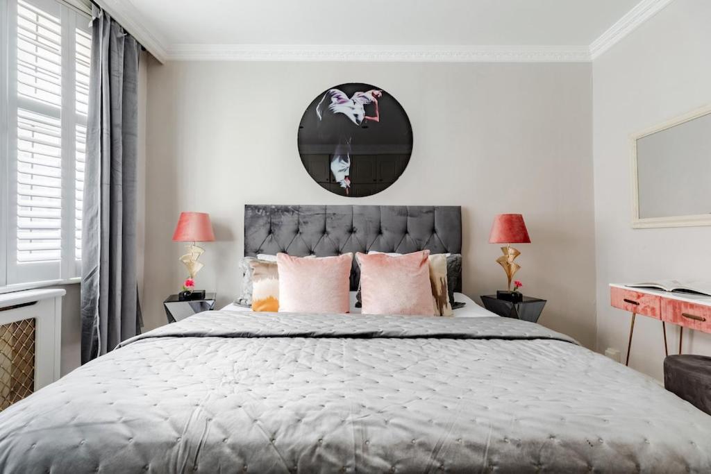 Revamped & Luxxe For Covent Garden Lovers! Adorable City Home For Families & Friends London Exterior photo